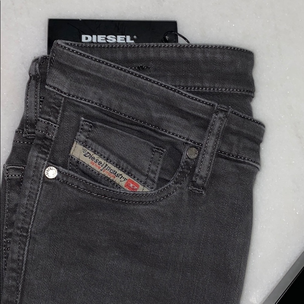 🔥DIESEL Skinzee Women’s Super Slim Skinny  Jean - Picture 6 of 6